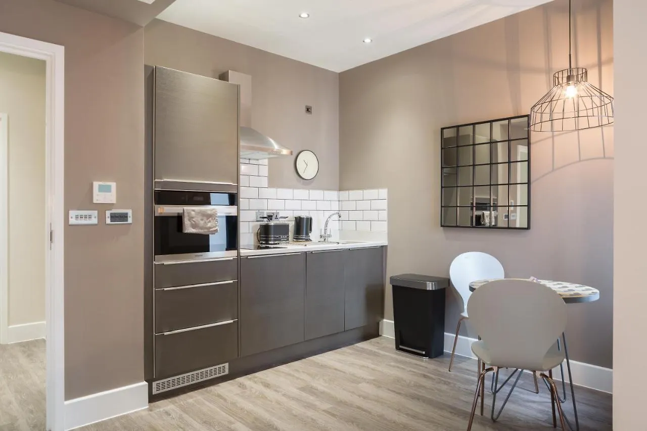 Park Lane Aparthotel By Urban Space 卡迪夫